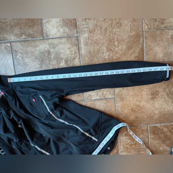 Athleta Queen of the Mountain Black Jacket Small - Picture 13 of 14